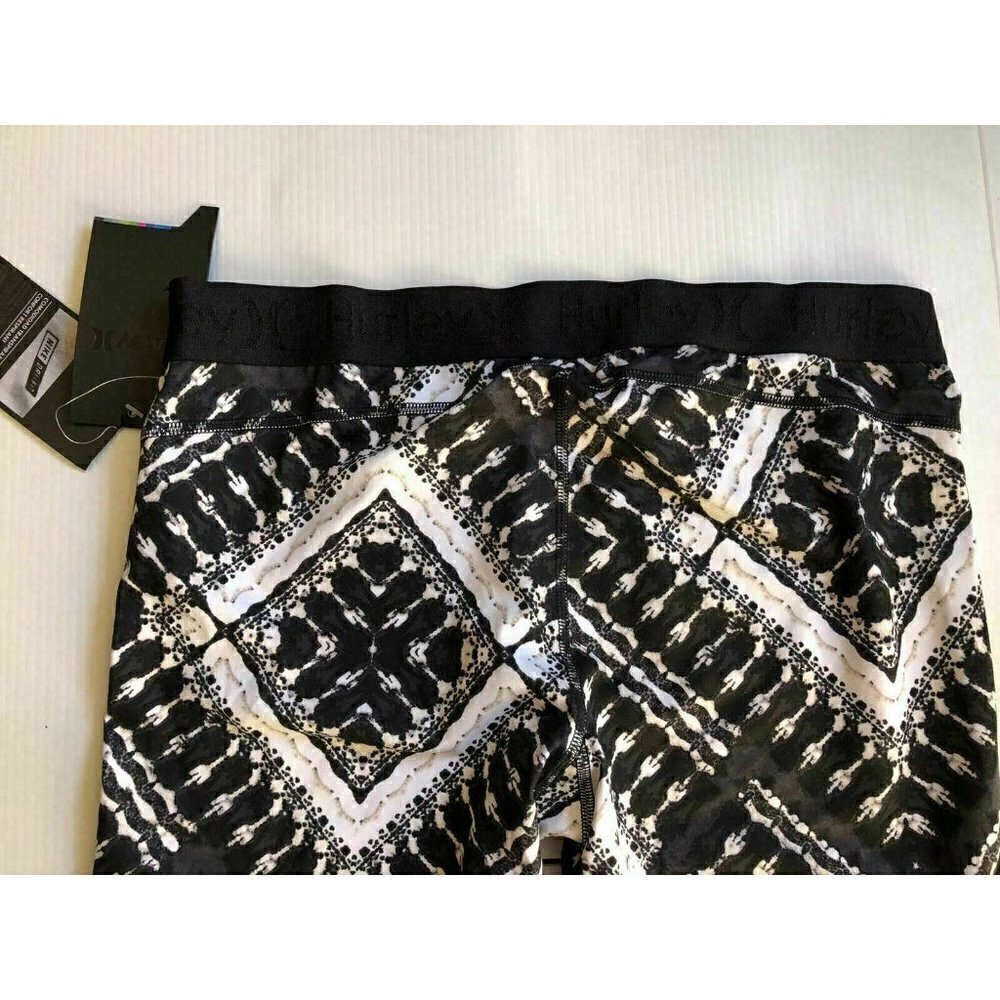 Hurley Women's Nike Dri-Fit Crop Black Grey Print Below The Knee Legging - Picture 8 of 12